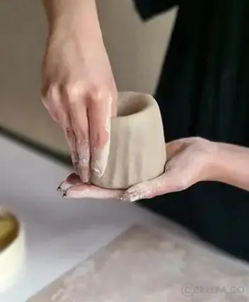 سینما ترس سفالگری با دست چارسرامیک