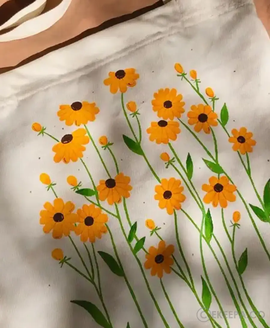 نقاشی روی توت بگ