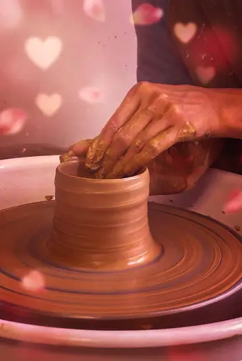 سینما ترس سفالگری با چرخ(ویژه ولنتاین)