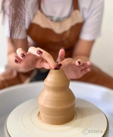 تجربه سفالگری با چرخ حانیس (ویژه ولنتاین)