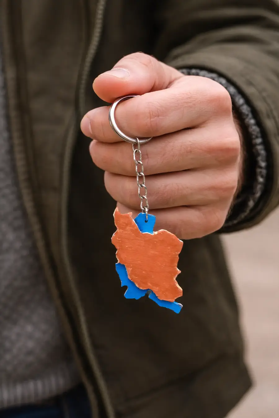 ساخت گردنبند یا جاکلیدی ایران عزیز