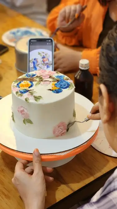 کلاس کیک های خامه ای مدرن