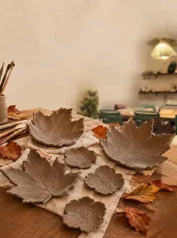 سینما ترس برگ پاییزی سفالی
